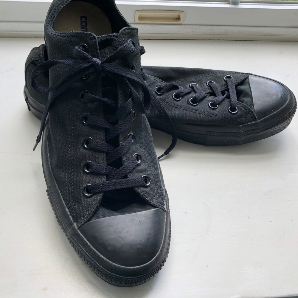 Black Converse All Stars